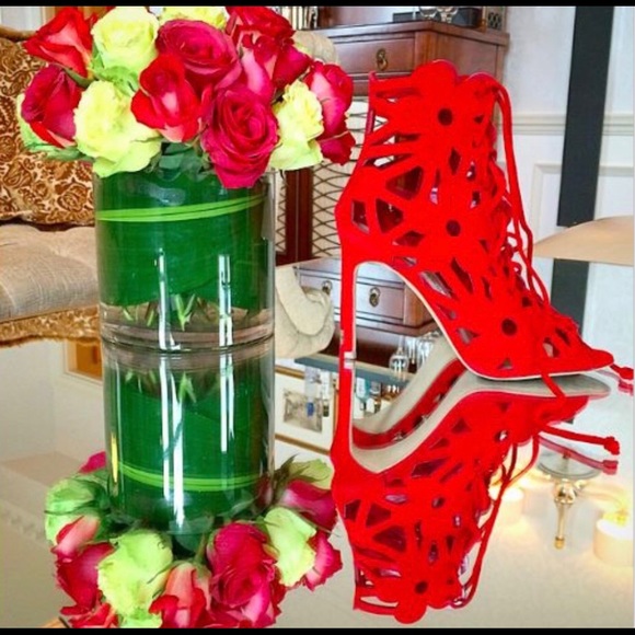 Manolo Blahnik Kahika Laser-Cut Flower Bootie, Red - Picture 8 of 8